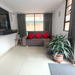  Hostal Silom
